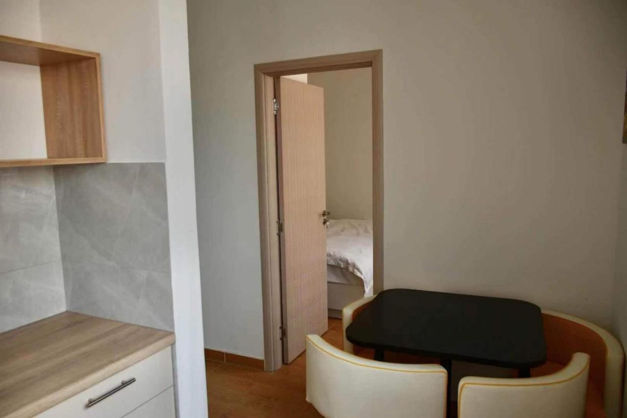 Asuka Apartmani 飞鸟客 Surčin Buitenkant foto