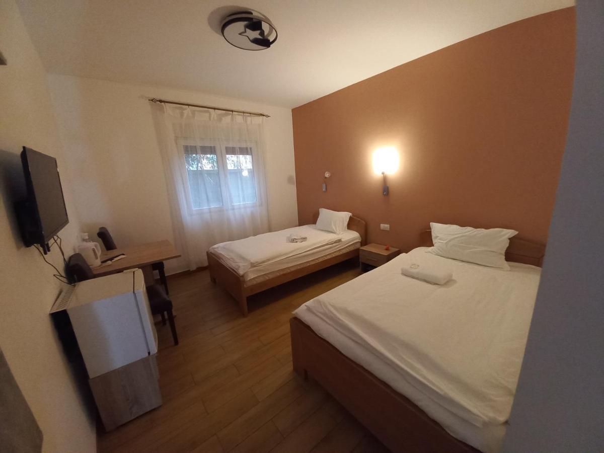 Asuka Apartmani 飞鸟客 Surčin Buitenkant foto