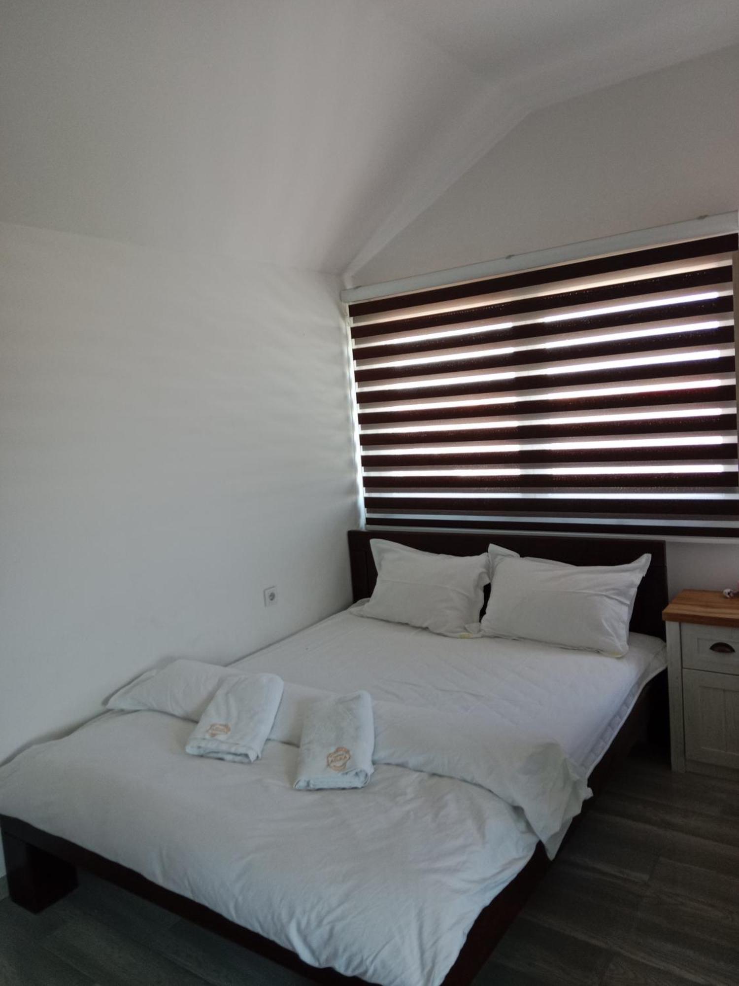 Asuka Apartmani 飞鸟客 Surčin Buitenkant foto